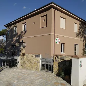 Konukevi La California Marina Di Bibbona